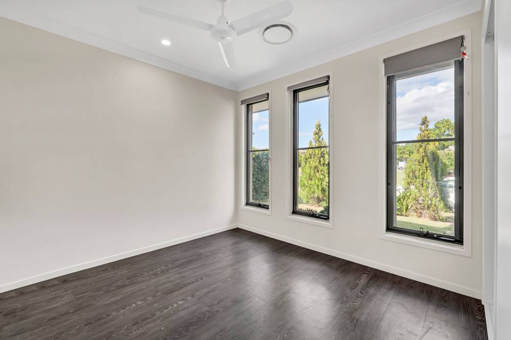 10 Bulleringa Street, PIMPAMA, QLD 4209