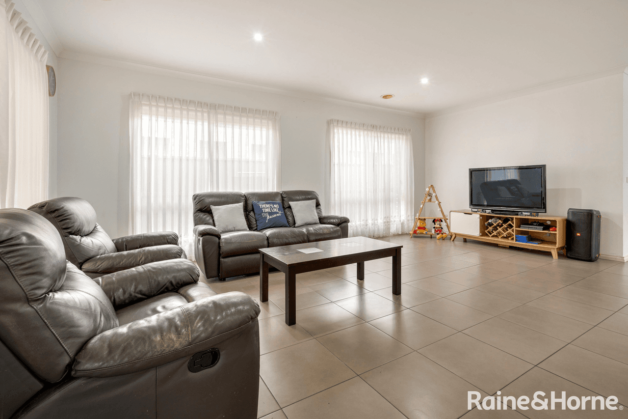 31 Flagstaff Loop, CRAIGIEBURN, VIC 3064