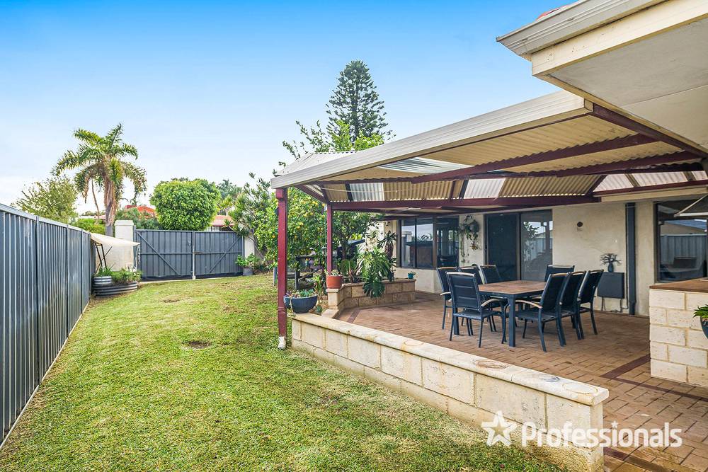 17 Backhouse Road, KINGSLEY, WA 6026