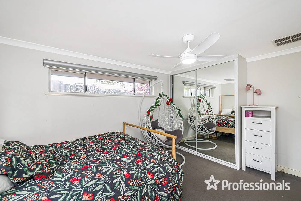 17 Backhouse Road, KINGSLEY, WA 6026
