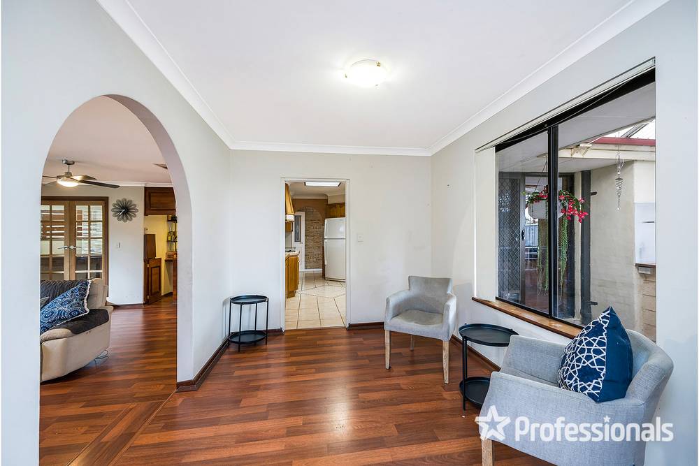 17 Backhouse Road, KINGSLEY, WA 6026