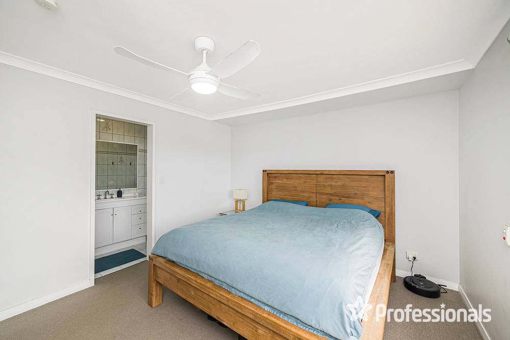 17 Backhouse Road, KINGSLEY, WA 6026