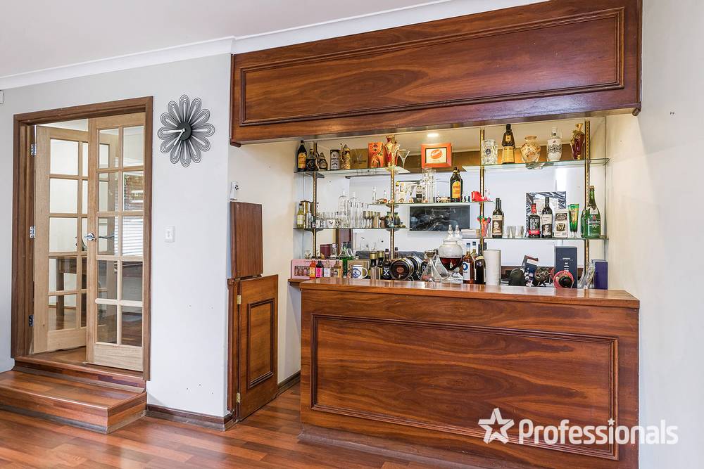 17 Backhouse Road, KINGSLEY, WA 6026