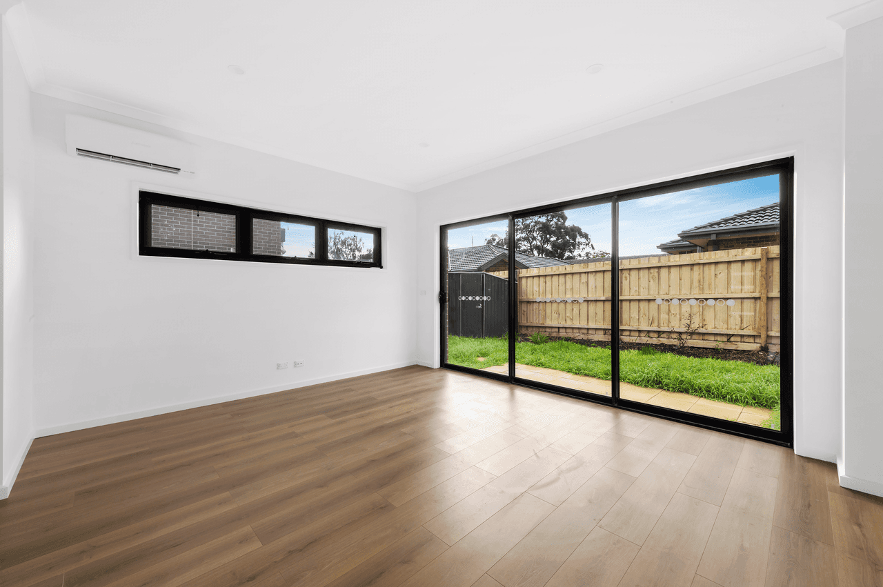 2/11 Edward Street, BAYSWATER, VIC 3153