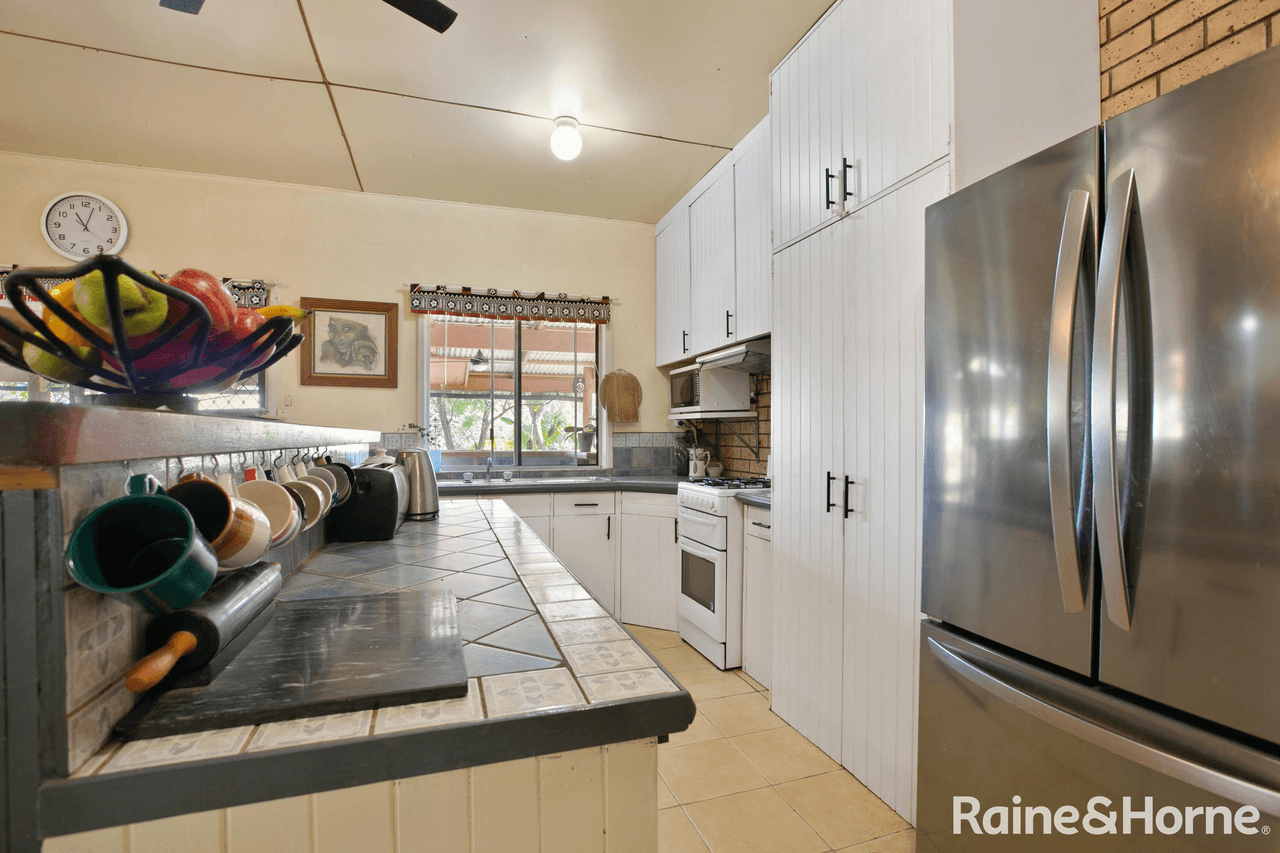 330 Schreibers Road, COORAN, QLD 4569