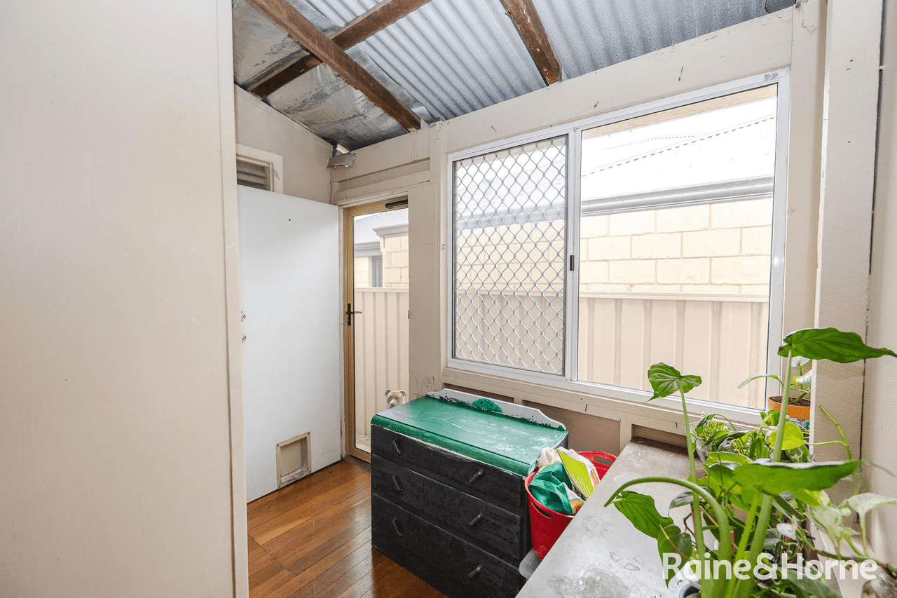 1A Wisbey Street, CAREY PARK, WA 6230