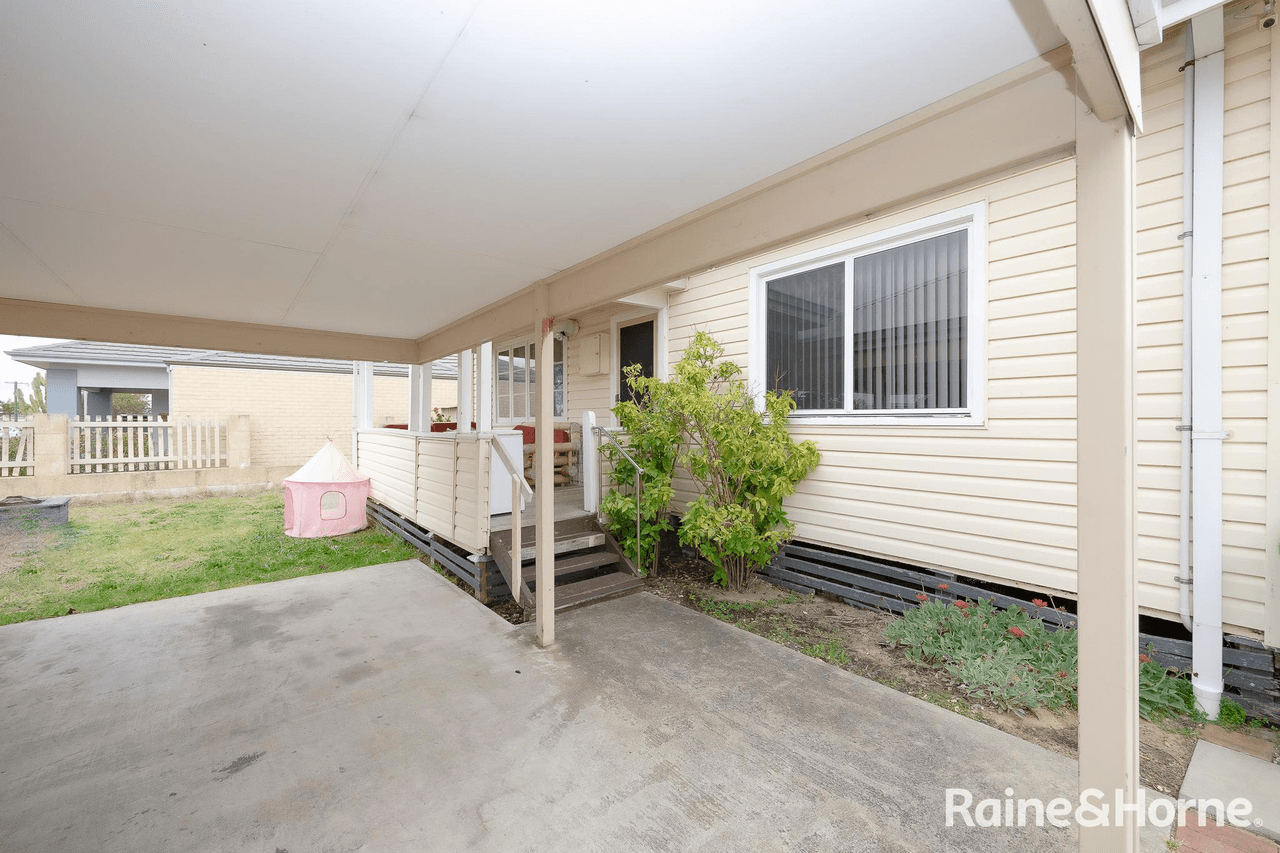 1A Wisbey Street, CAREY PARK, WA 6230