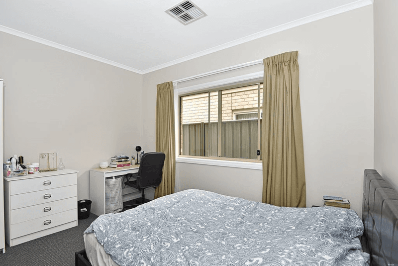 19 Blue Wren Circuit, Mawson Lakes, SA 5095