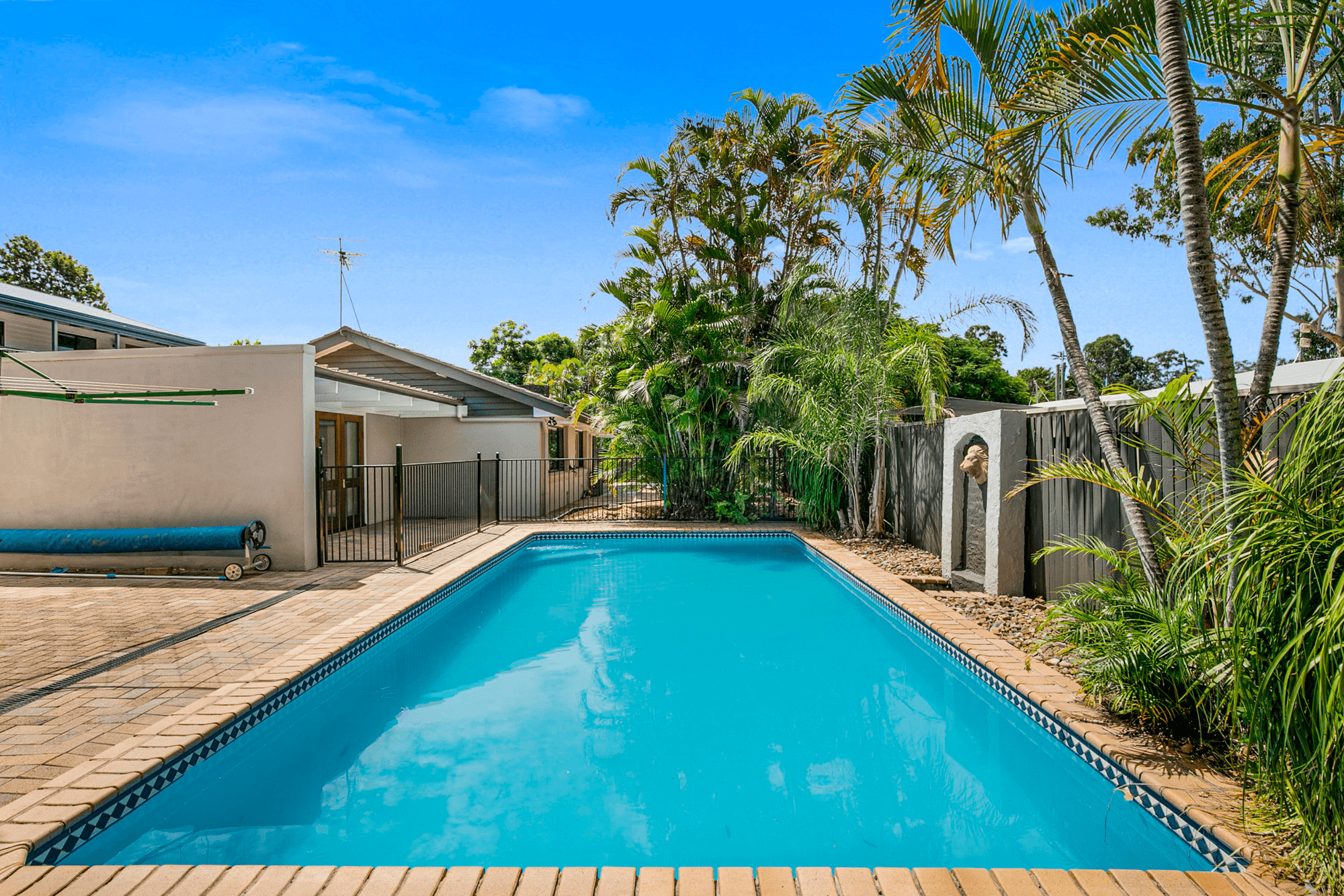 104 Burrendah Road, JINDALEE, QLD 4074