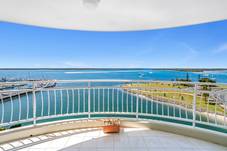 9B/5 Bayview Street, Runaway Bay, QLD 4216