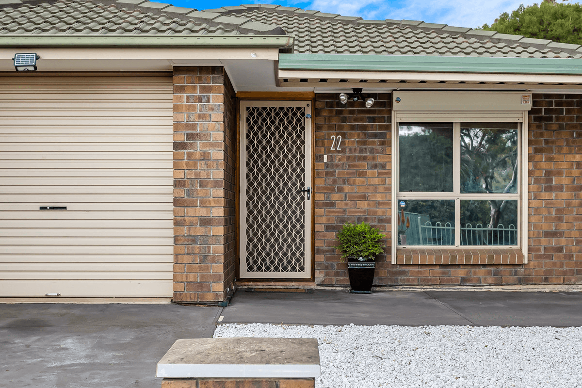 22 Lynton Court, BLAKEVIEW, SA 5114