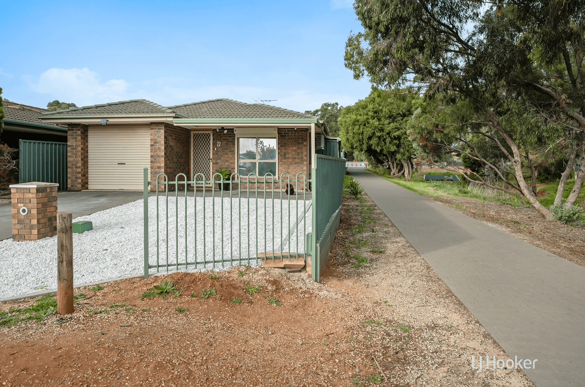 22 Lynton Court, BLAKEVIEW, SA 5114