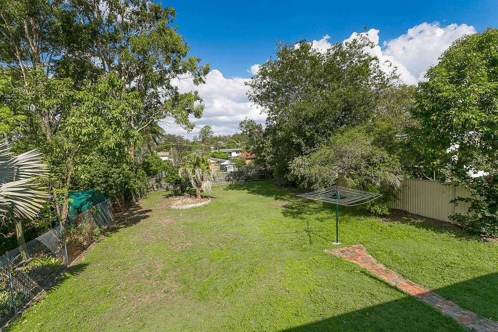 10 Richardson Street, GOODNA, QLD 4300