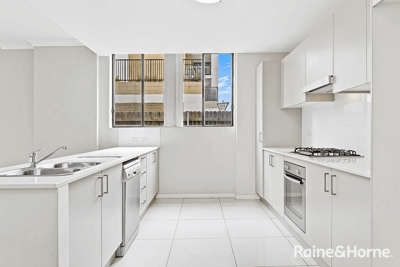 35/80-82 Tasman PDE, FAIRFIELD WEST, NSW 2165