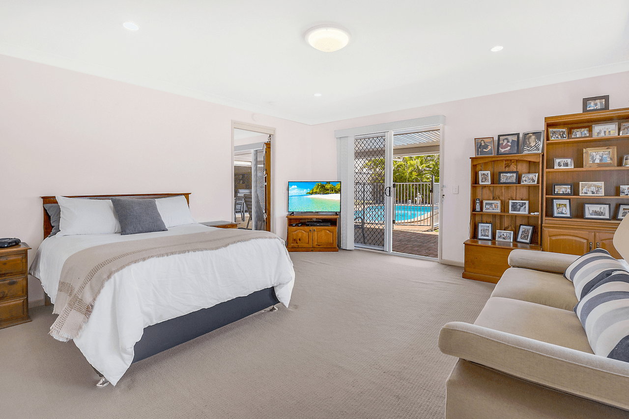 14 Trevino Place, PARKWOOD, QLD 4214