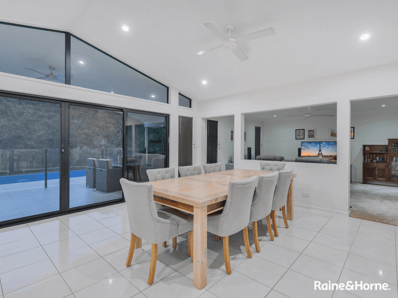 1 Verde Court, UPPER COOMERA, QLD 4209