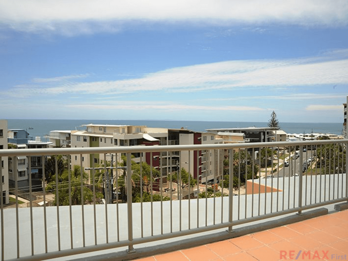 21/18 Mahia Terrace, KINGS BEACH, QLD 4551