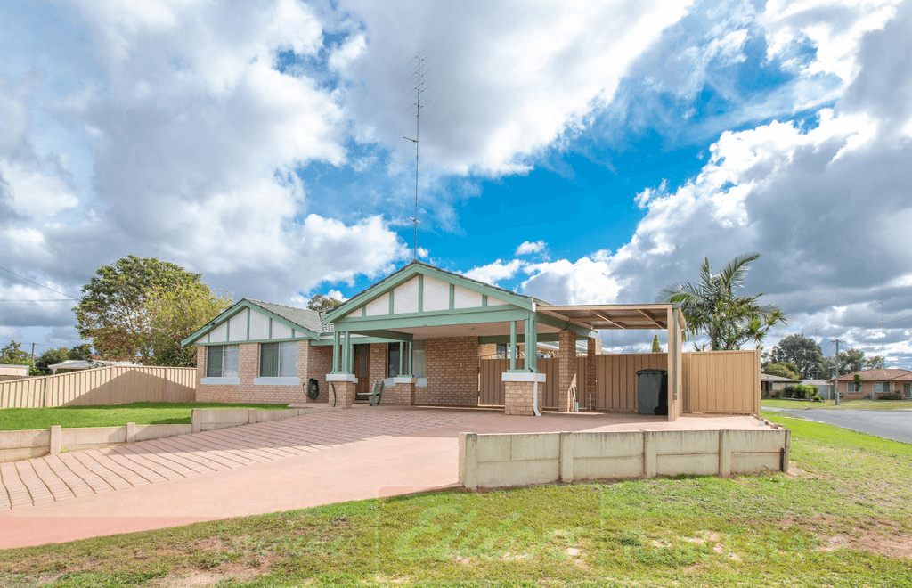 15 LYONS Way, HARVEY, WA 6220