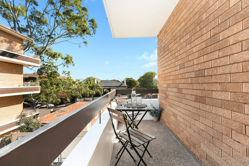 1/90 Charlotte Street, ASHFIELD, NSW 2131