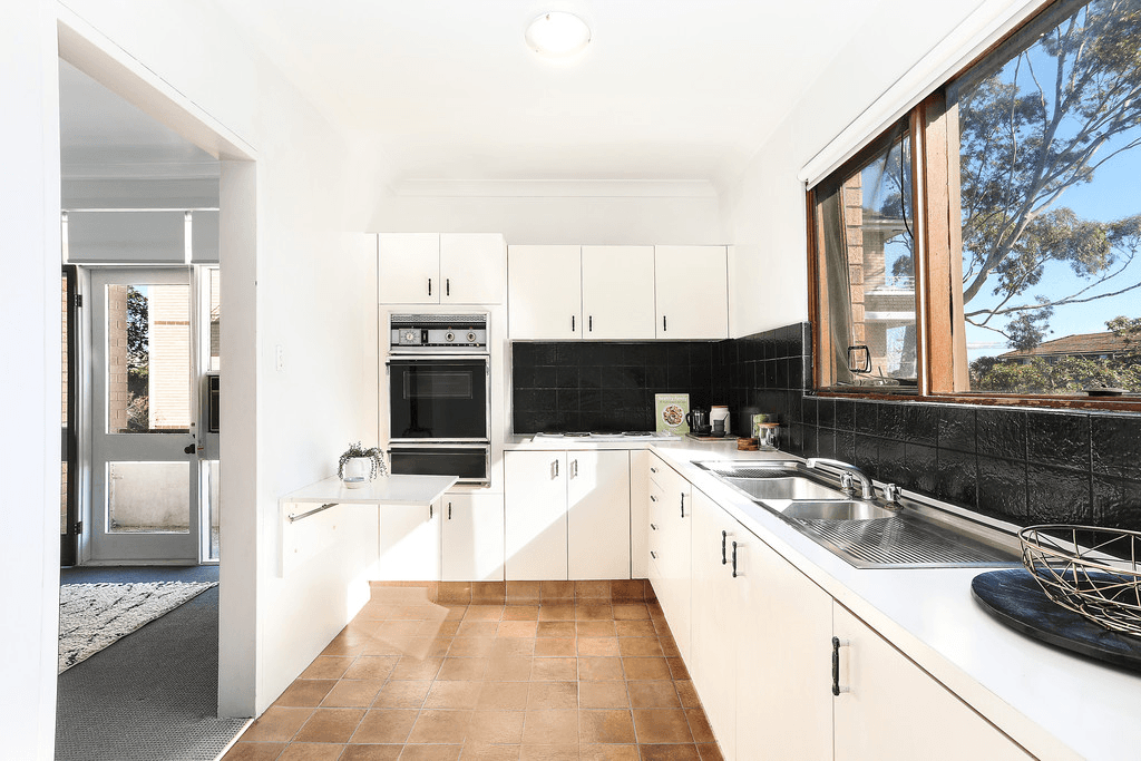 1/90 Charlotte Street, ASHFIELD, NSW 2131