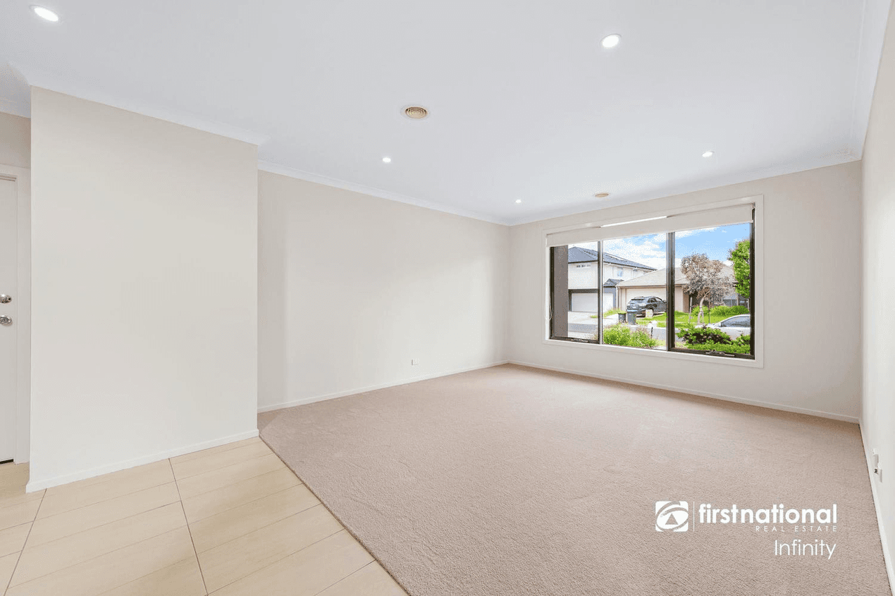 13 Capella Crescent, Williams Landing, VIC 3027