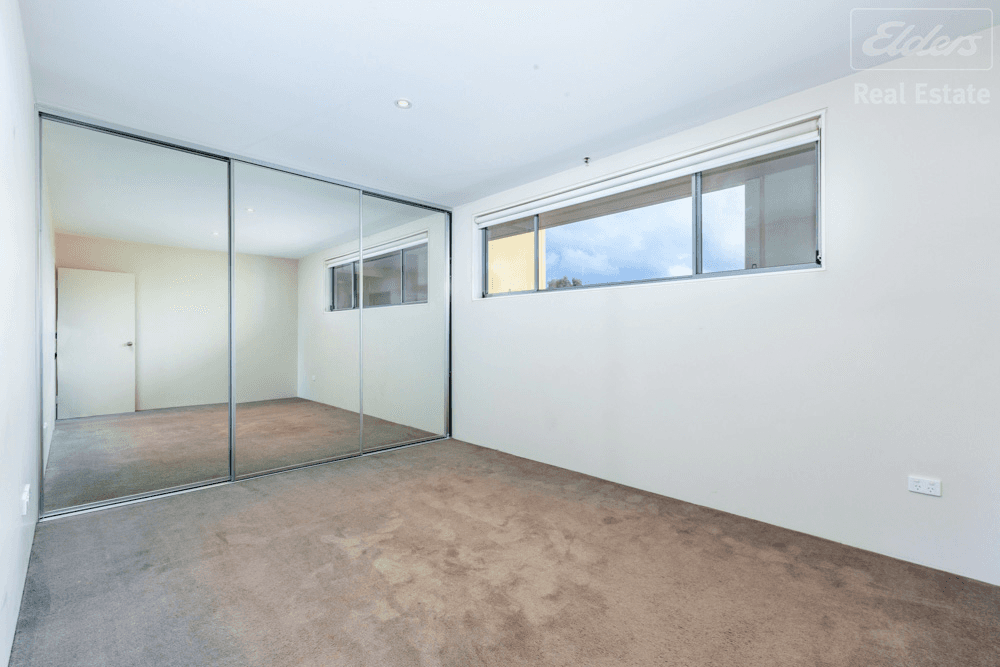 21A/13-17 Uriarra Road, CRESTWOOD, NSW 2620