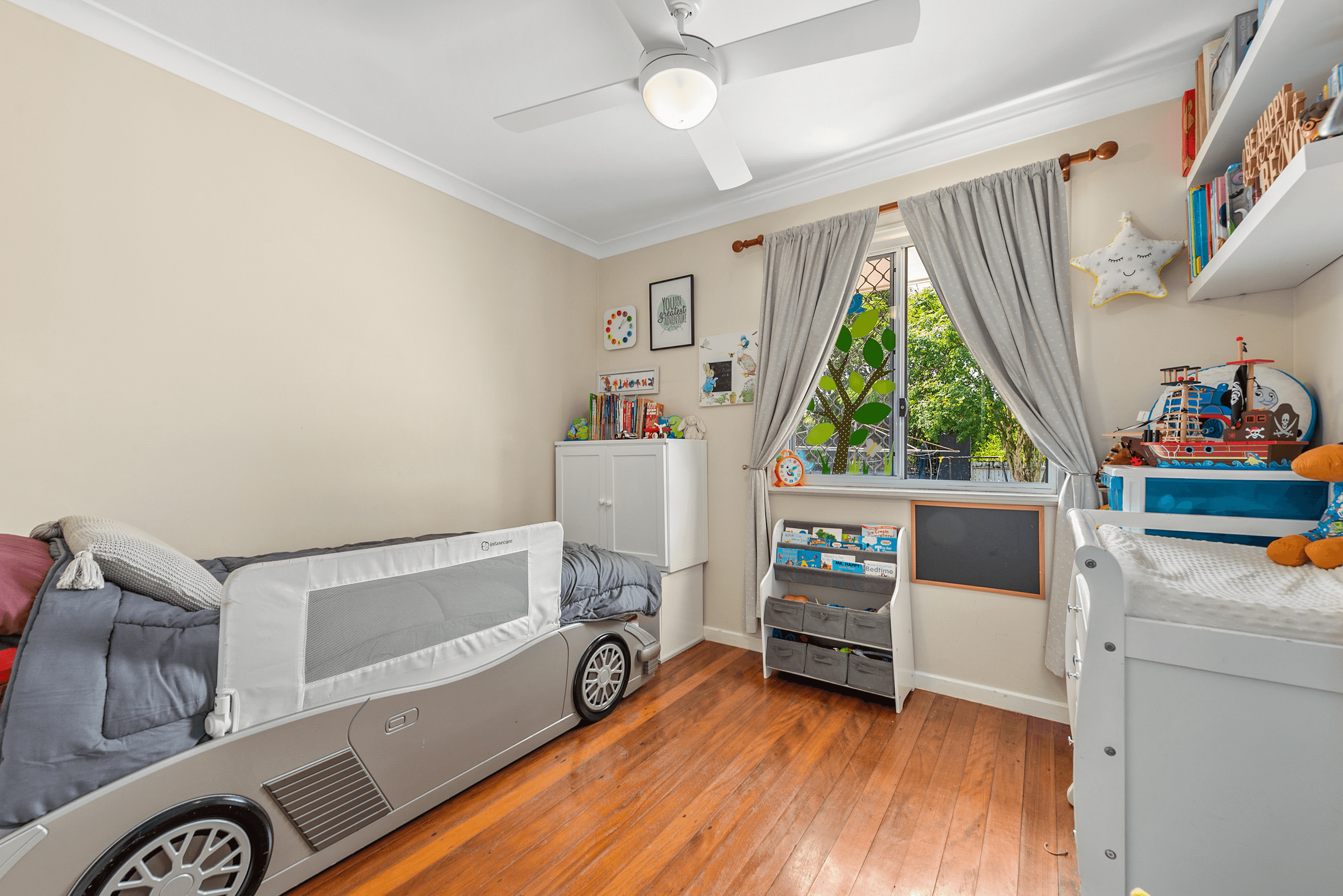 11 Pie Street, ASPLEY, QLD 4034