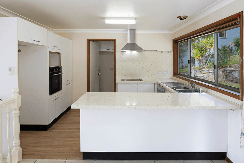 9 Page Close, Wyong, NSW 2259