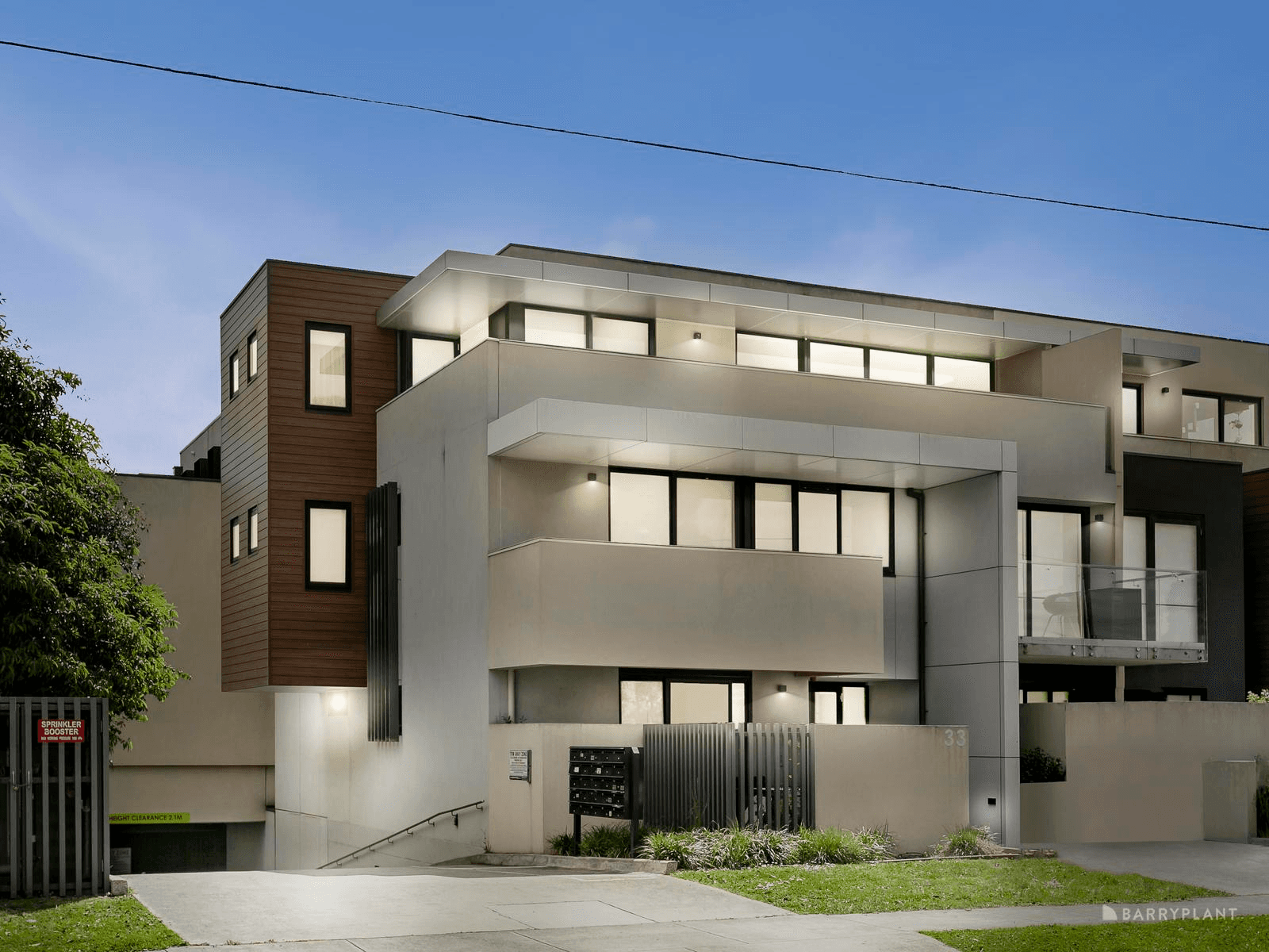 13/33 Queens Avenue, DONCASTER, VIC 3108