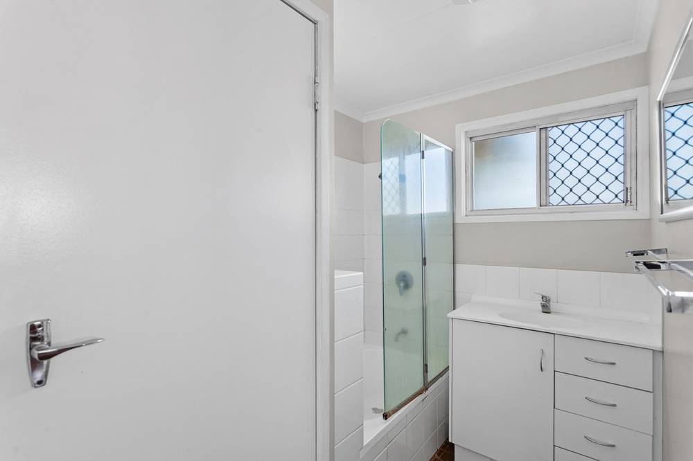 32 Skehan Street, CENTENARY HEIGHTS, QLD 4350