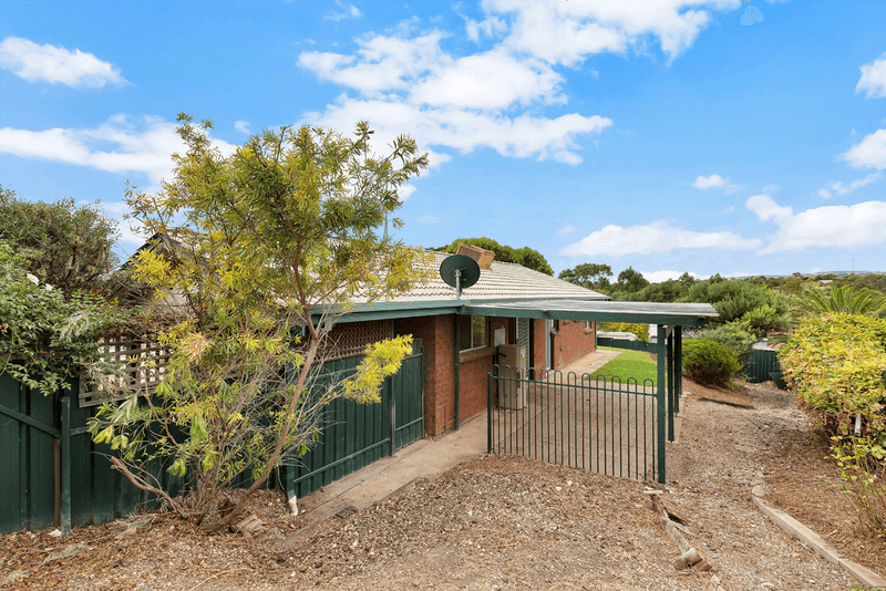 26 Featherstone Drive, Huntfield Heights, SA 5163