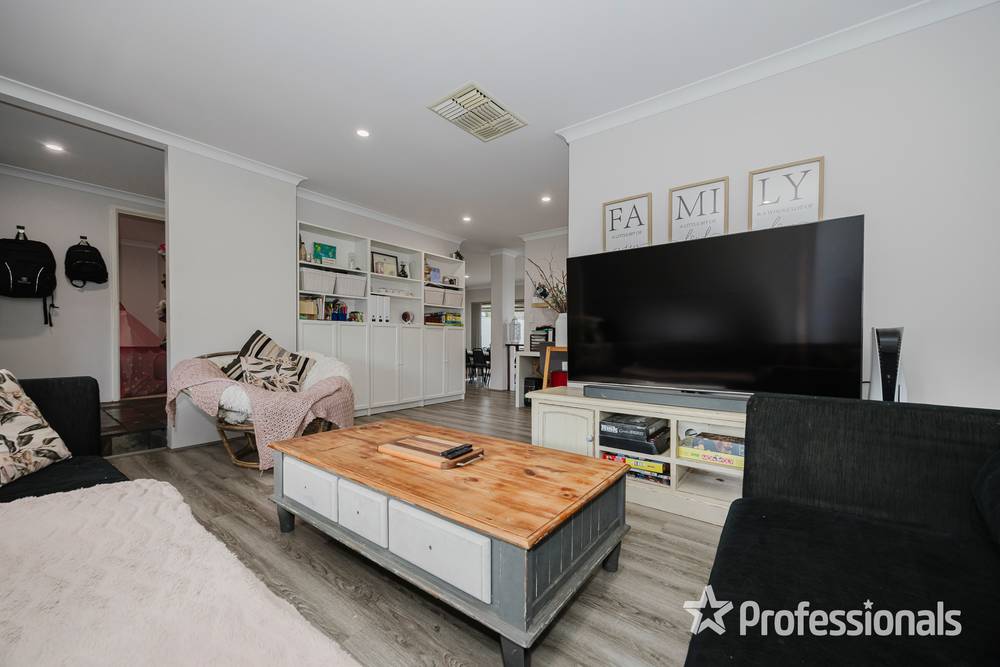 7 Spinnaker Crest, BALLAJURA, WA 6066