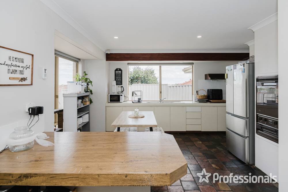 7 Spinnaker Crest, BALLAJURA, WA 6066