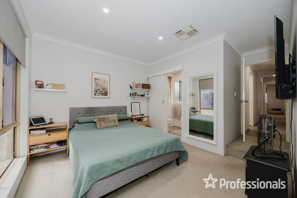 7 Spinnaker Crest, BALLAJURA, WA 6066
