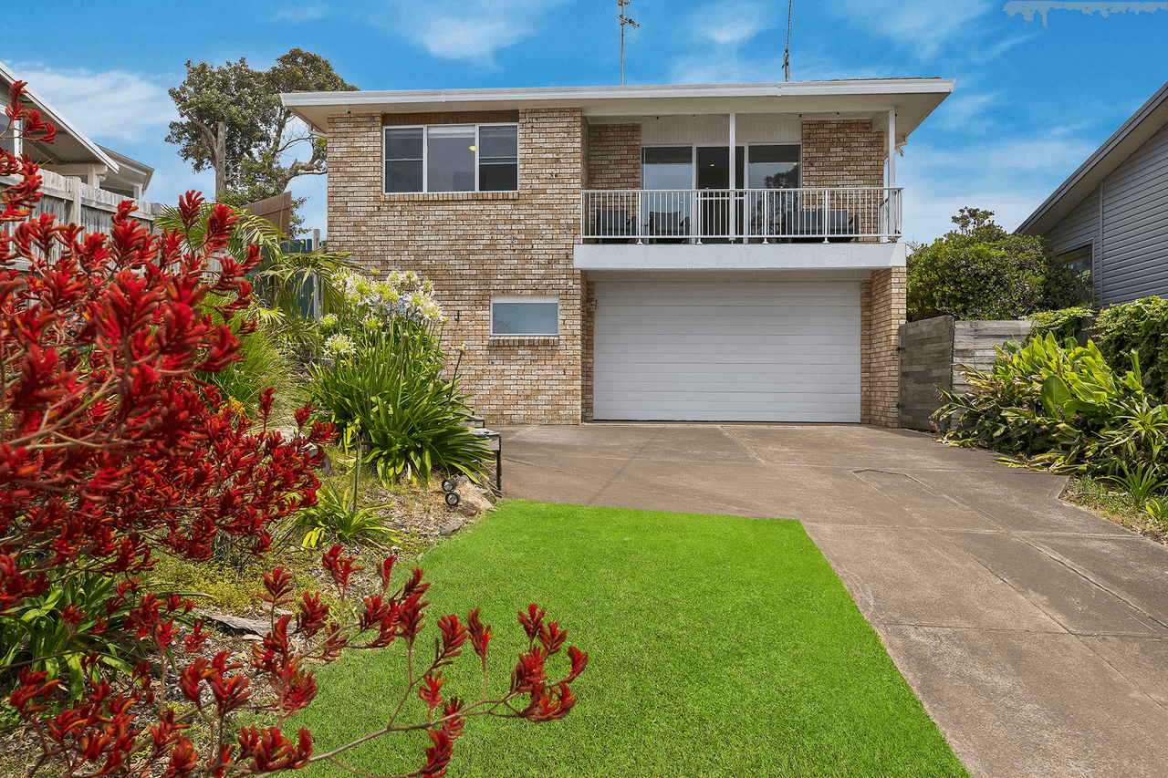 25 McGee Avenue, WAMBERAL, NSW 2260