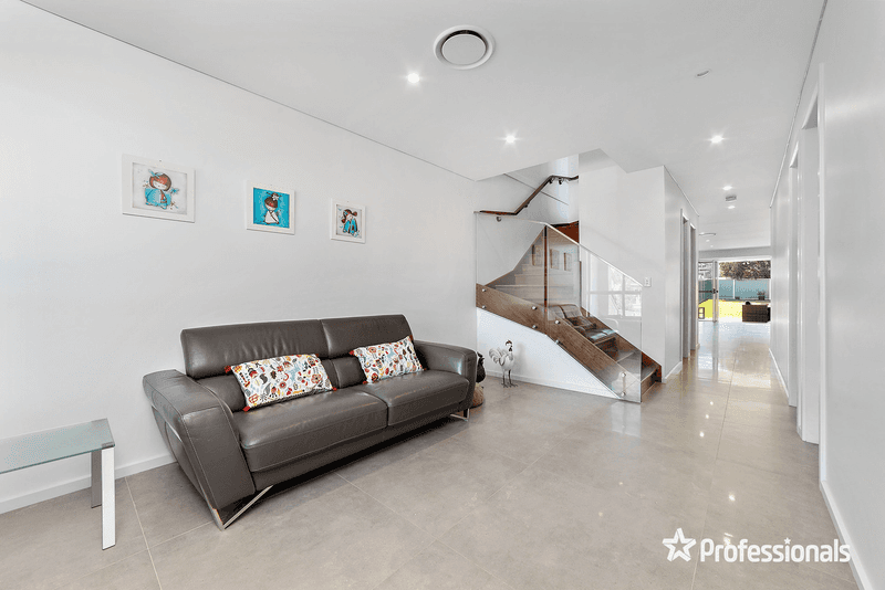 10A Harford Avenue, East Hills, NSW 2213