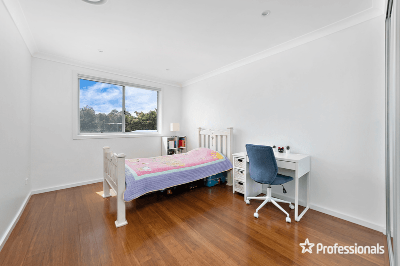 10A Harford Avenue, East Hills, NSW 2213