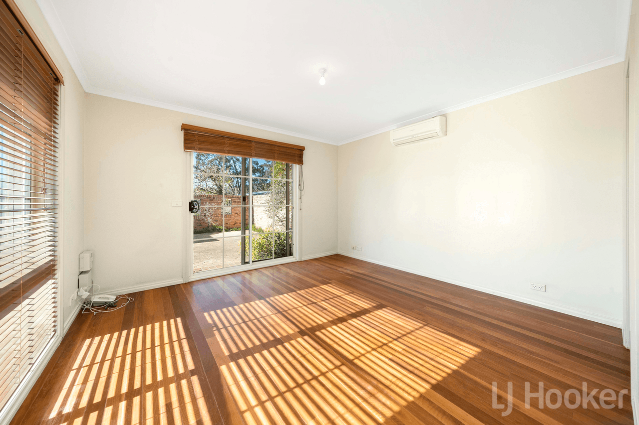 43 Allumba Street, QUEANBEYAN WEST, NSW 2620