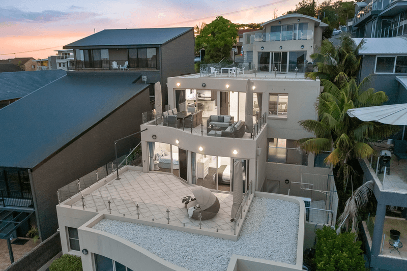 2/19 Grosvenor Road, Terrigal, NSW 2260