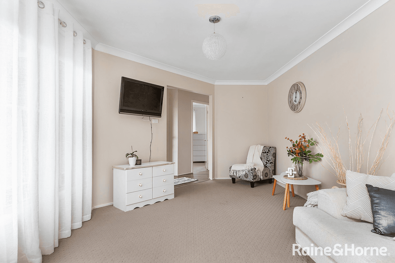 6A Ajax Avenue, MARYLAND, NSW 2287