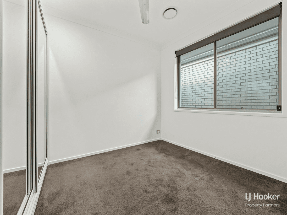 12 Angliss Circuit, THORNLANDS, QLD 4164