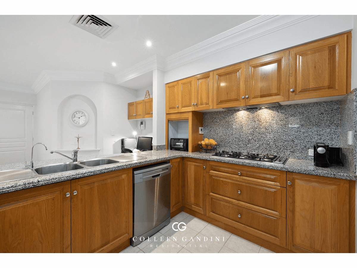 3/744 Canning Highway, Applecross, WA 6153