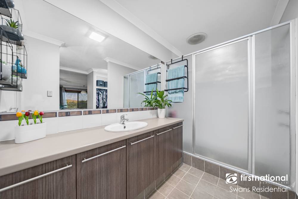 12 Willeroo Way, ELLENBROOK, WA 6069