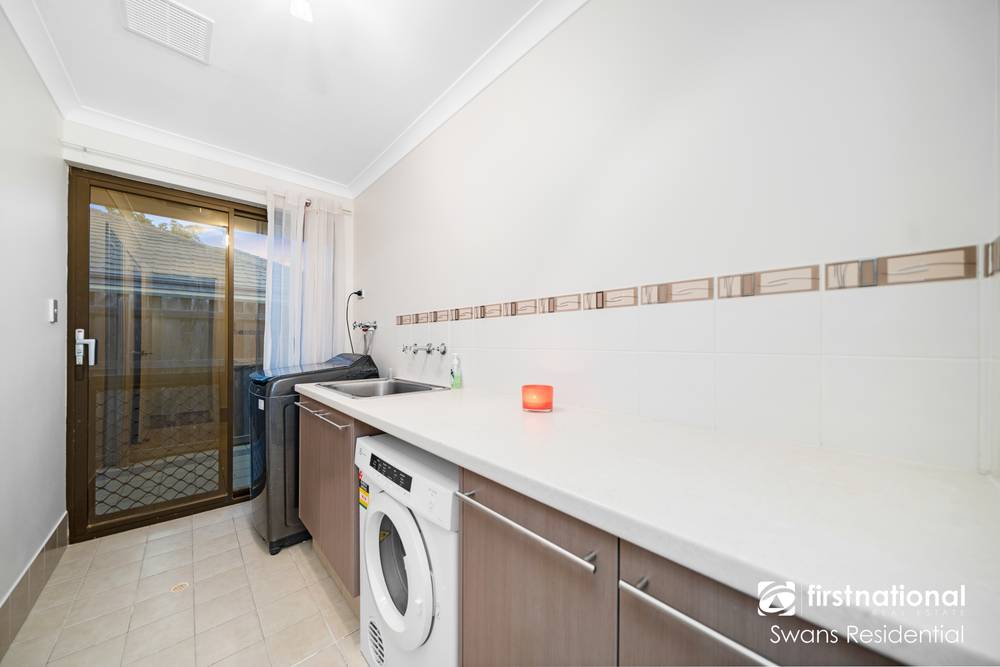12 Willeroo Way, ELLENBROOK, WA 6069