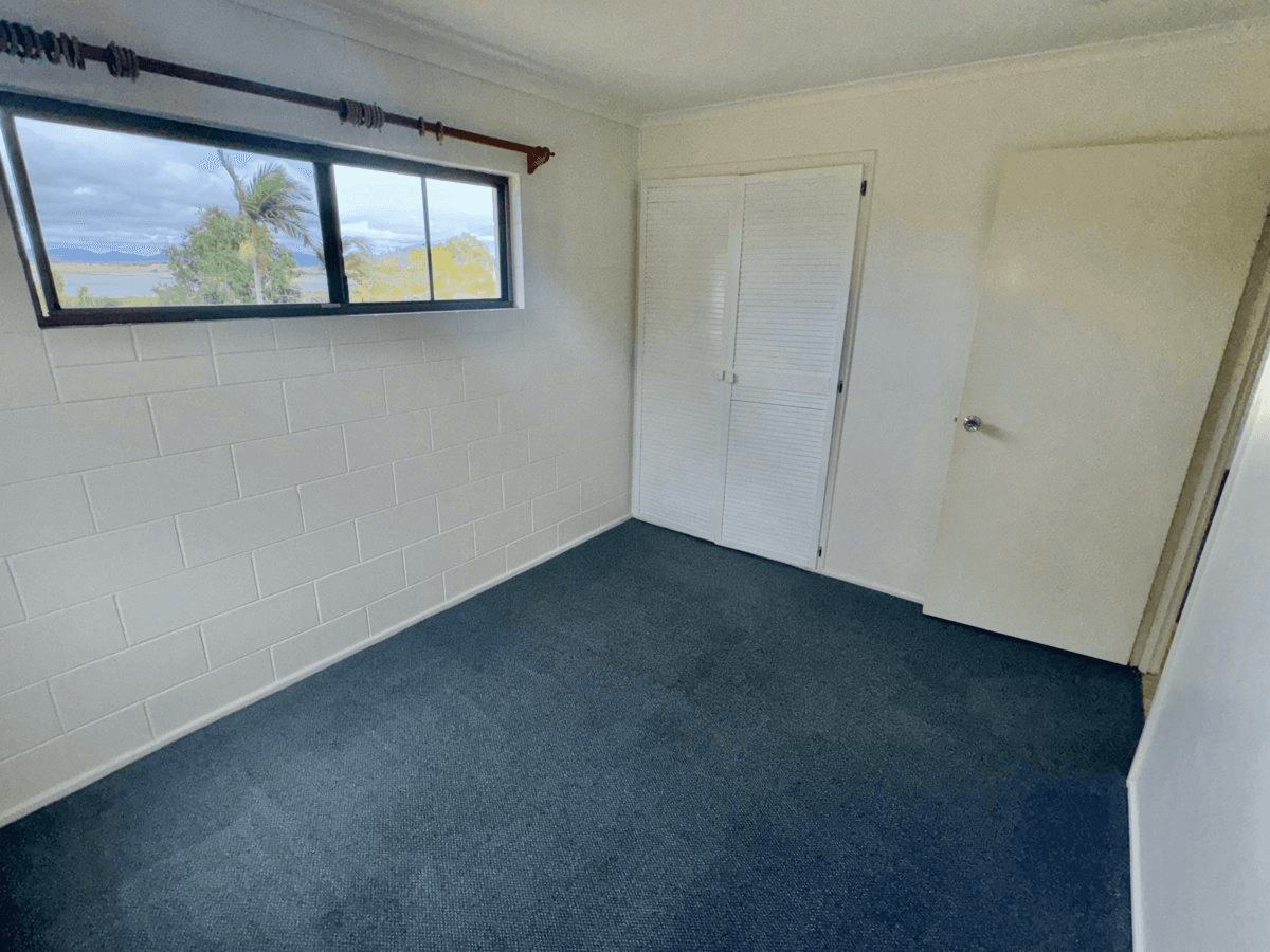 77 Poole Street, BOWEN, QLD 4805