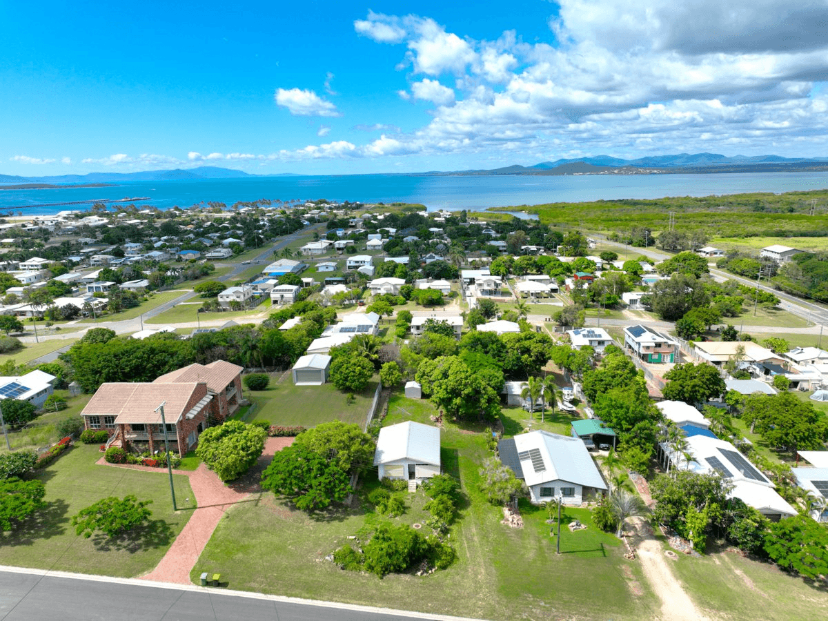 77 Poole Street, BOWEN, QLD 4805