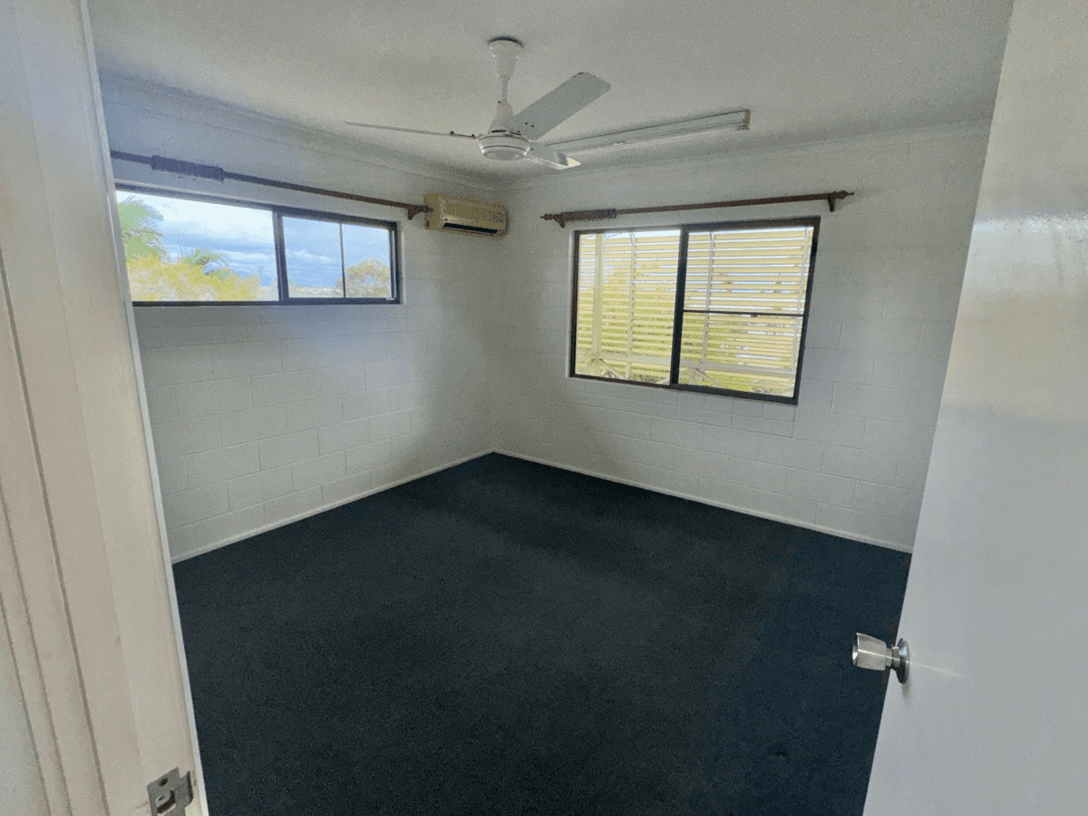 77 Poole Street, BOWEN, QLD 4805