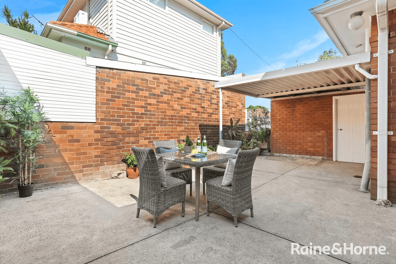 15 Macdonald Crescent, BEXLEY NORTH, NSW 2207