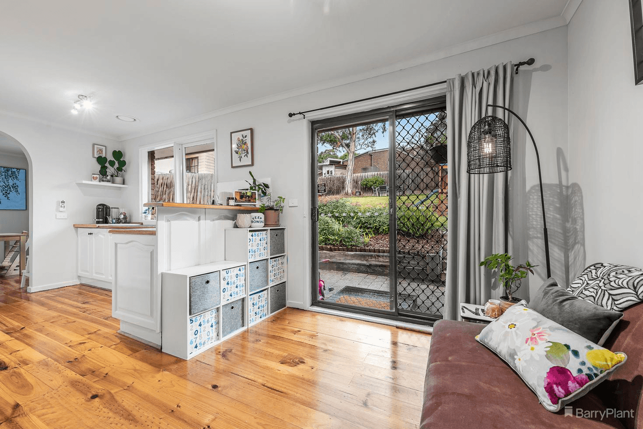 8 Progress Road, ELTHAM NORTH, VIC 3095