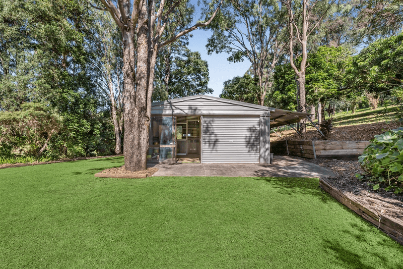 11 Carson Drive, Bunya, QLD 4055